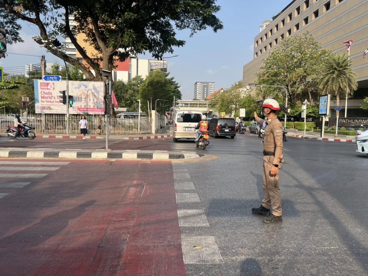 หยุดให้คนข้ามสักนิดก่อนจะเกิดการสูญเสียลดอุบัติเหตุได้ด้วยตัวเรา