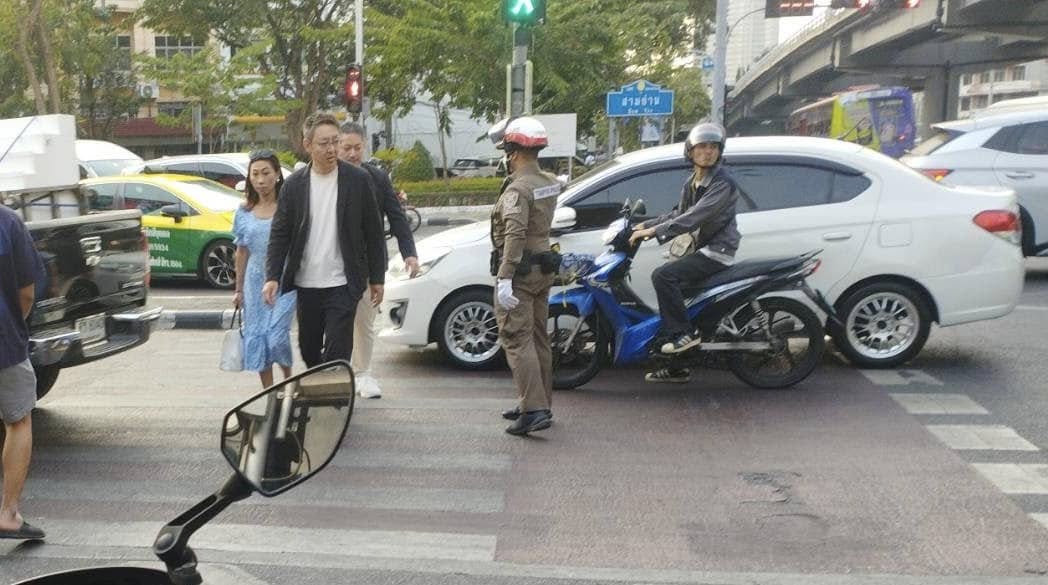 หยุดให้คนข้าม=หยุดการสูญเสีย