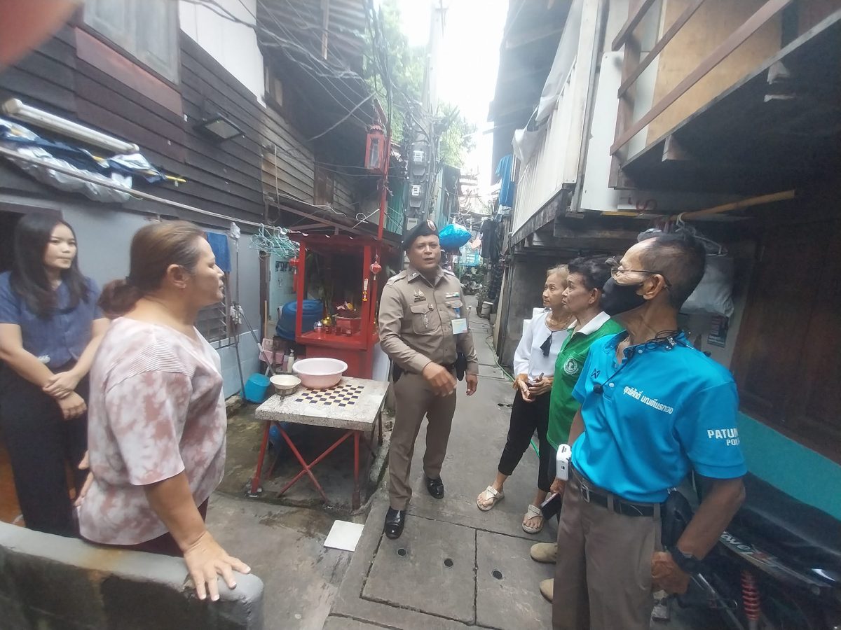 ลงพื้นที่ชุมชนบ้านครัวใต้ ถ.รองเมือง แขวงรองเมือง เขตปทุมฯ ประชาสัมพันธ์ตรวจเยี่ยมชุมชนรับฟังปัญหาที่เกิดขึ้นภายในชุมชน