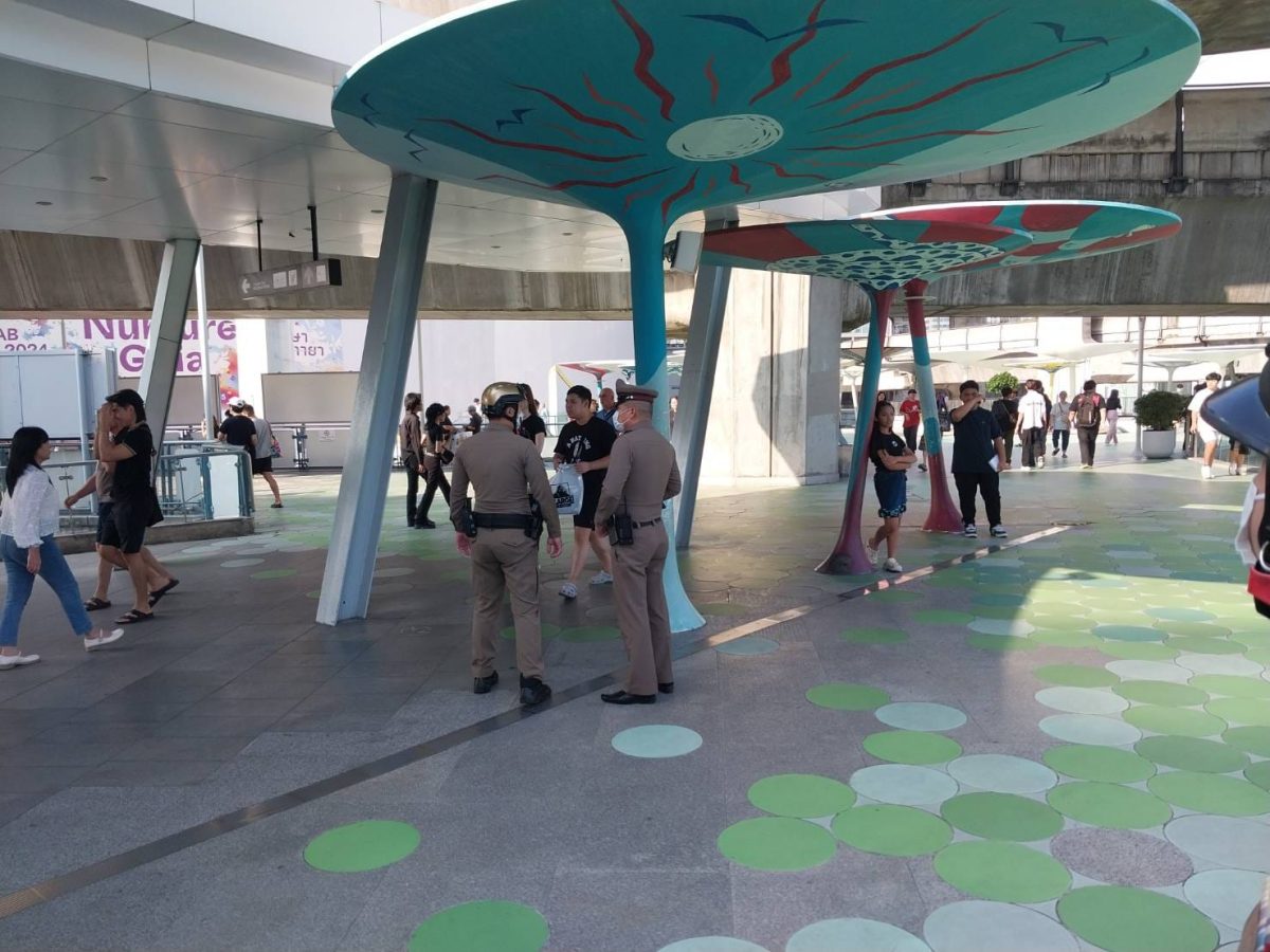 👮🏻‍♂️ปทุม2-1,2-0พร้อมกำลัง ว.4 เดินเท้าป้องกันเหตุ 600 สกายวอล์คแยกปทุมวัน 🔹เหตุการณ์ทั่วไปปกติ